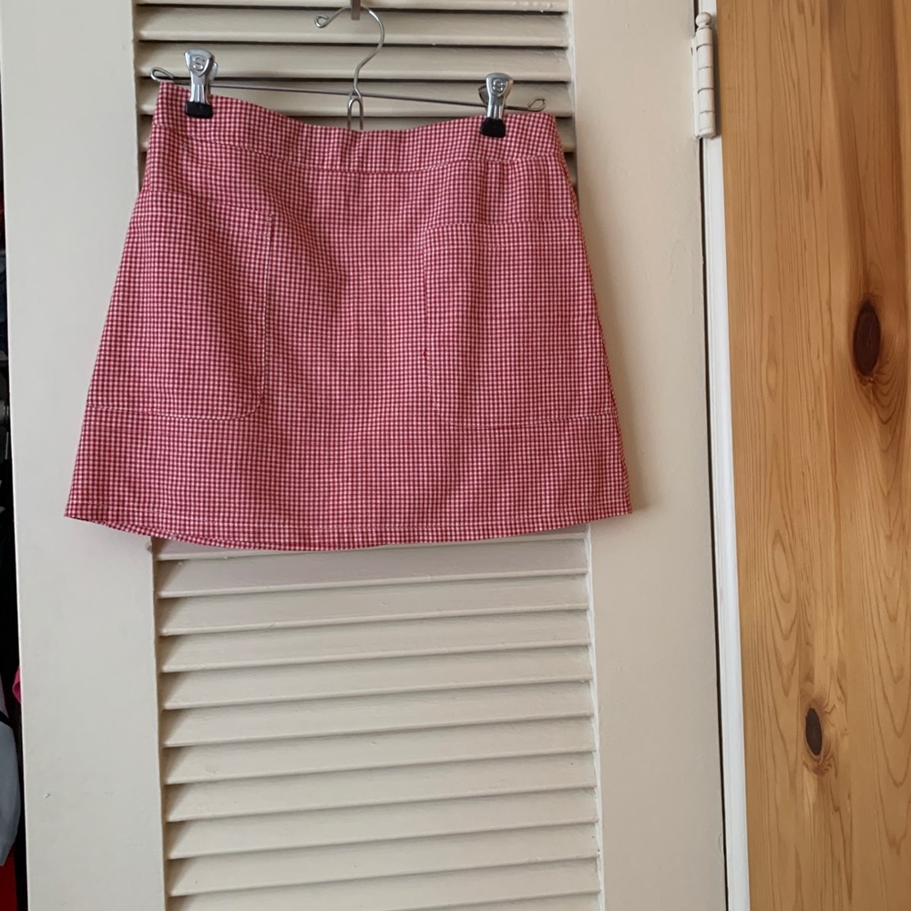 LF skirt